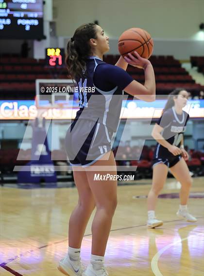 Thumbnail 3 in Walter Panas vs Ursuline (Slam Dunk Showcase) photogallery.