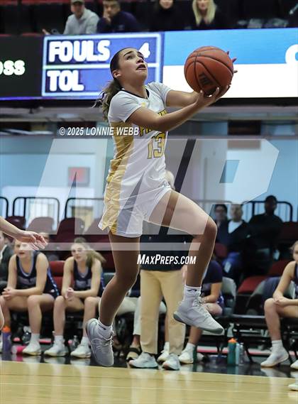 Thumbnail 1 in Walter Panas vs Ursuline (Slam Dunk Showcase) photogallery.
