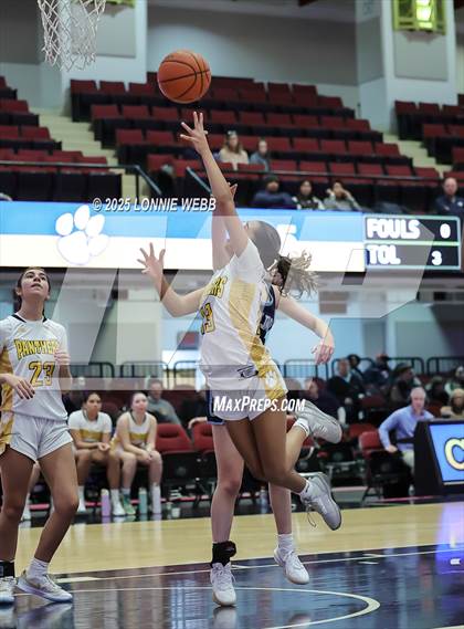 Thumbnail 2 in Walter Panas vs Ursuline (Slam Dunk Showcase) photogallery.
