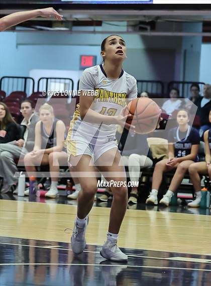 Thumbnail 2 in Walter Panas vs Ursuline (Slam Dunk Showcase) photogallery.