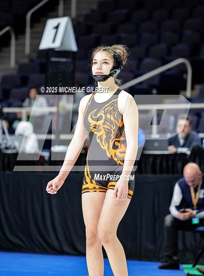 Thumbnail 2 in NYSPHSAA State Championships (Semi-Finals) photogallery.