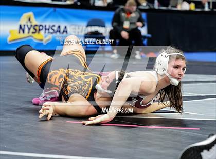 Thumbnail 2 in NYSPHSAA State Championships (Semi-Finals) photogallery.