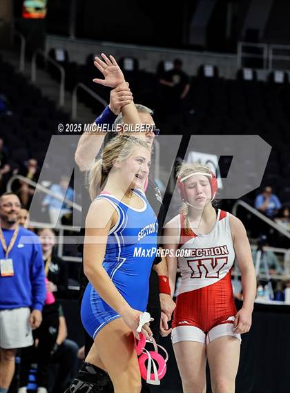 Thumbnail 2 in NYSPHSAA State Championships (Semi-Finals) photogallery.