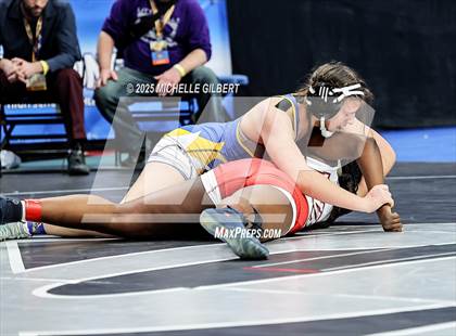 Thumbnail 2 in NYSPHSAA State Championships (Semi-Finals) photogallery.