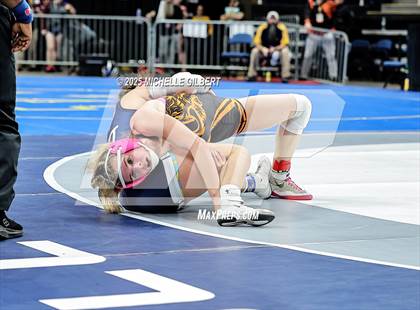 Thumbnail 1 in NYSPHSAA State Championships (Semi-Finals) photogallery.