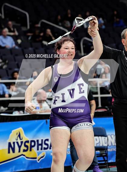 Thumbnail 1 in NYSPHSAA State Championships (Semi-Finals) photogallery.