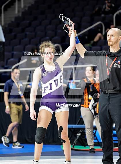 Thumbnail 3 in NYSPHSAA State Championships (Semi-Finals) photogallery.