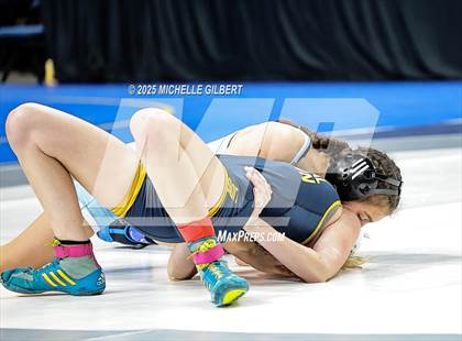 Thumbnail 3 in NYSPHSAA State Championships (Semi-Finals) photogallery.