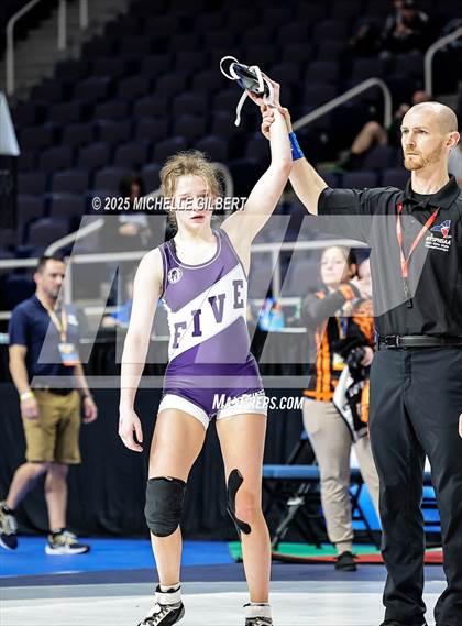 Thumbnail 2 in NYSPHSAA State Championships (Semi-Finals) photogallery.