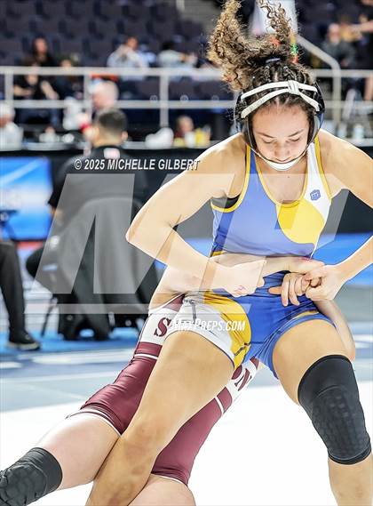 Thumbnail 2 in NYSPHSAA State Championships (Semi-Finals) photogallery.
