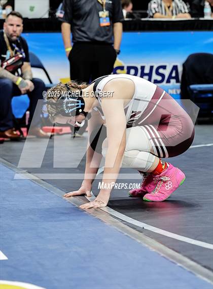Thumbnail 3 in NYSPHSAA State Championships (Semi-Finals) photogallery.