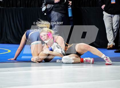 Thumbnail 1 in NYSPHSAA State Championships (Semi-Finals) photogallery.