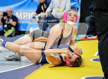 Thumbnail 2 in NYSPHSAA State Championships (Semi-Finals) photogallery.