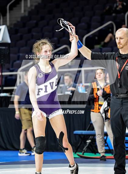 Thumbnail 3 in NYSPHSAA State Championships (Semi-Finals) photogallery.