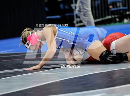 Thumbnail 2 in NYSPHSAA State Championships (Semi-Finals) photogallery.
