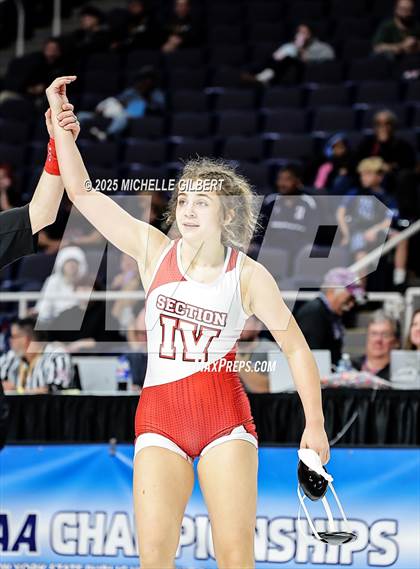 Thumbnail 1 in NYSPHSAA State Championships (Semi-Finals) photogallery.