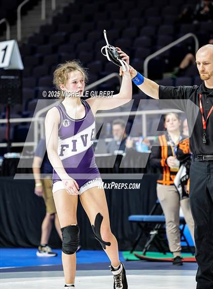 Thumbnail 1 in NYSPHSAA State Championships (Semi-Finals) photogallery.