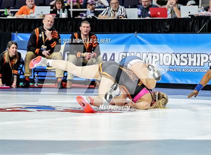 Thumbnail 2 in NYSPHSAA State Championships (Semi-Finals) photogallery.