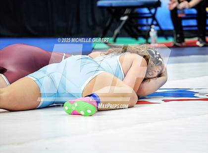 Thumbnail 1 in NYSPHSAA State Championships (Semi-Finals) photogallery.