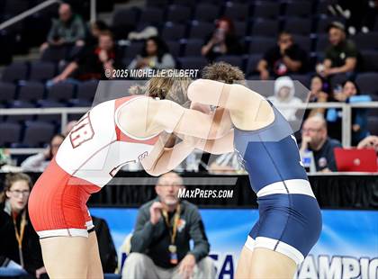 Thumbnail 2 in NYSPHSAA State Championships (Semi-Finals) photogallery.