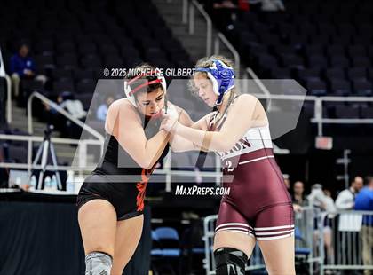 Thumbnail 1 in NYSPHSAA State Championships (Semi-Finals) photogallery.