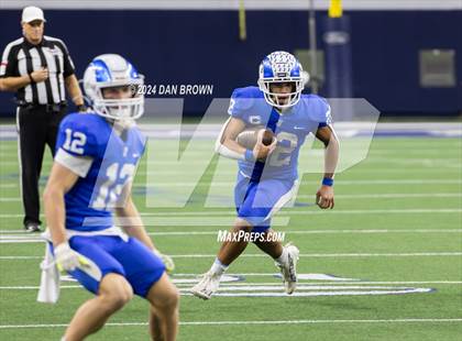 Thumbnail 2 in Honey Grove vs Joaquin (UIL 2A D1 Quarterfinal) photogallery.