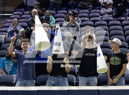 Thumbnail 3 in Honey Grove vs Joaquin (UIL 2A D1 Quarterfinal) photogallery.