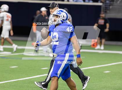 Thumbnail 3 in Honey Grove vs Joaquin (UIL 2A D1 Quarterfinal) photogallery.