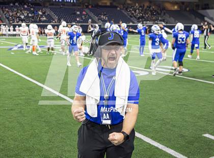 Thumbnail 3 in Honey Grove vs Joaquin (UIL 2A D1 Quarterfinal) photogallery.