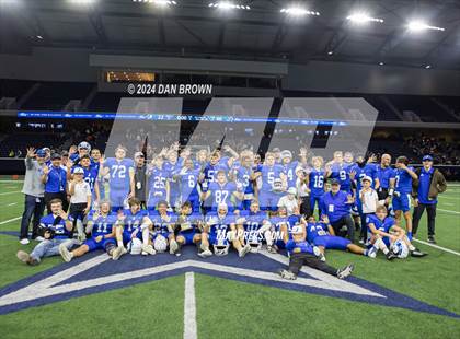 Thumbnail 2 in Honey Grove vs Joaquin (UIL 2A D1 Quarterfinal) photogallery.