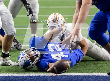 Thumbnail 2 in Honey Grove vs Joaquin (UIL 2A D1 Quarterfinal) photogallery.