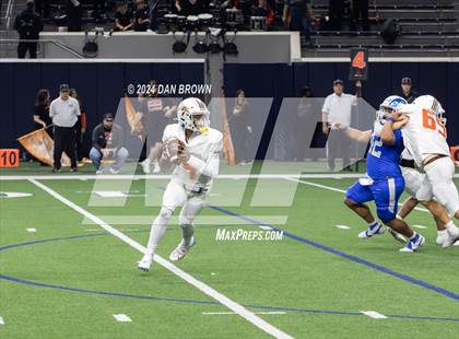 Thumbnail 2 in Honey Grove vs Joaquin (UIL 2A D1 Quarterfinal) photogallery.