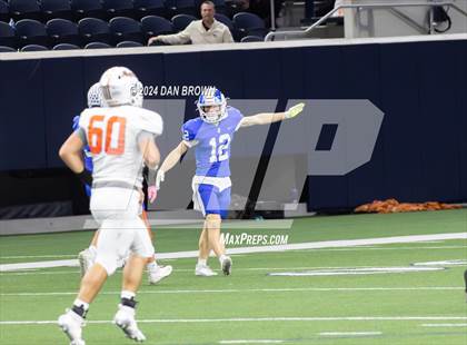 Thumbnail 3 in Honey Grove vs Joaquin (UIL 2A D1 Quarterfinal) photogallery.
