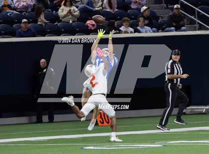 Thumbnail 2 in Honey Grove vs Joaquin (UIL 2A D1 Quarterfinal) photogallery.
