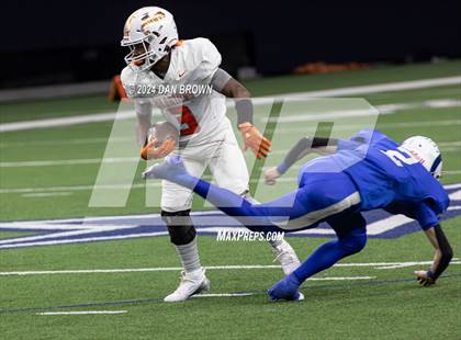 Thumbnail 3 in Honey Grove vs Joaquin (UIL 2A D1 Quarterfinal) photogallery.