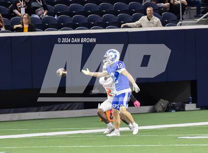 Thumbnail 2 in Honey Grove vs Joaquin (UIL 2A D1 Quarterfinal) photogallery.