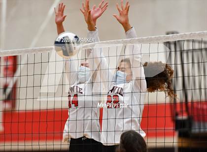 Thumbnail 2 in San Marcos Academy @ Bowie photogallery.