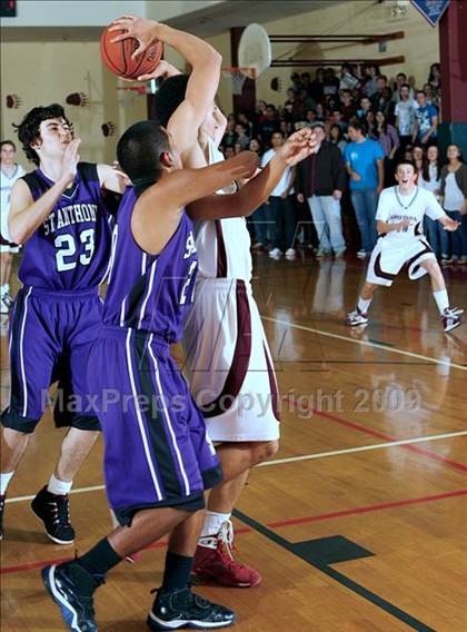 Thumbnail 2 in St. Anthony vs. Calvary Chapel photogallery.