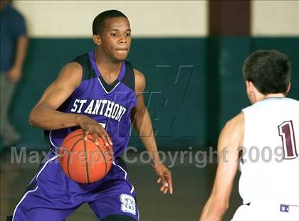 Thumbnail 2 in St. Anthony vs. Calvary Chapel photogallery.