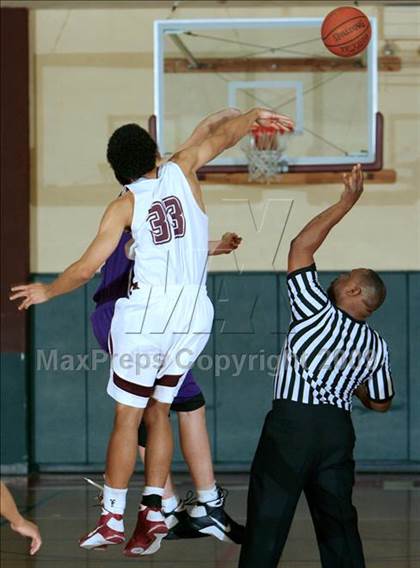 Thumbnail 1 in St. Anthony vs. Calvary Chapel photogallery.