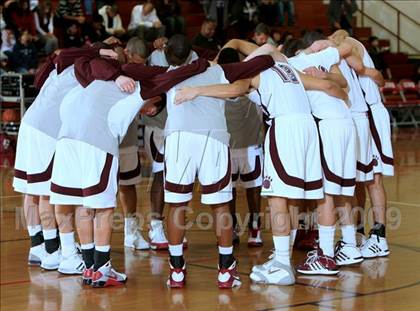Thumbnail 2 in St. Anthony vs. Calvary Chapel photogallery.