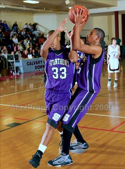 Thumbnail 3 in St. Anthony vs. Calvary Chapel photogallery.
