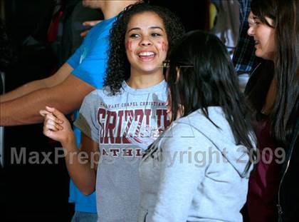 Thumbnail 2 in St. Anthony vs. Calvary Chapel photogallery.