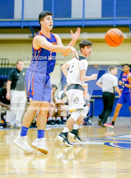 Thumbnail 1 in Greenbrier Christian Academy vs Perquimans (Robert L. Vaughan Border Clash Basketball Invitational) photogallery.