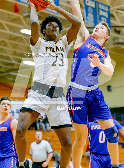 Thumbnail 3 in Greenbrier Christian Academy vs Perquimans (Robert L. Vaughan Border Clash Basketball Invitational) photogallery.