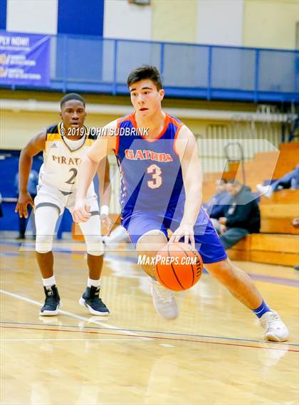 Thumbnail 2 in Greenbrier Christian Academy vs Perquimans (Robert L. Vaughan Border Clash Basketball Invitational) photogallery.