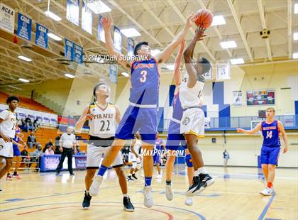 Thumbnail 1 in Greenbrier Christian Academy vs Perquimans (Robert L. Vaughan Border Clash Basketball Invitational) photogallery.