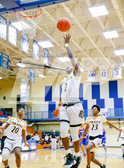 Thumbnail 2 in Greenbrier Christian Academy vs Perquimans (Robert L. Vaughan Border Clash Basketball Invitational) photogallery.