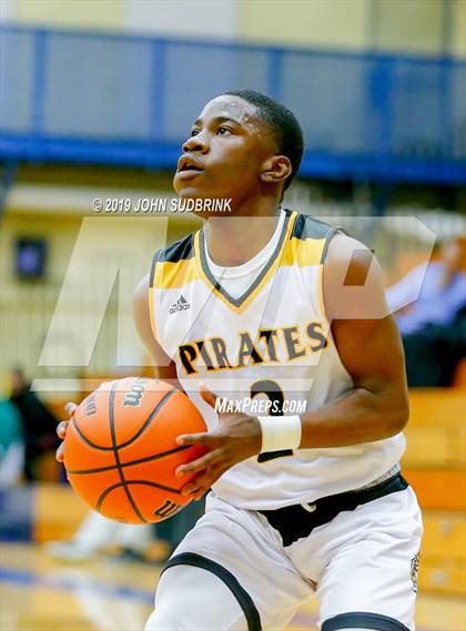 Thumbnail 3 in Greenbrier Christian Academy vs Perquimans (Robert L. Vaughan Border Clash Basketball Invitational) photogallery.