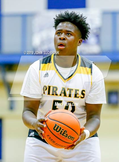 Thumbnail 3 in Greenbrier Christian Academy vs Perquimans (Robert L. Vaughan Border Clash Basketball Invitational) photogallery.